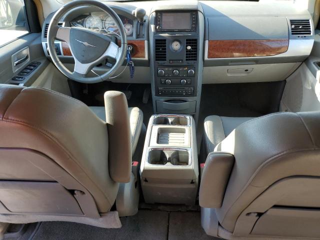 2A8HR54P38R791776 - 2008 CHRYSLER TOWN & COU TOURING WHITE photo 8