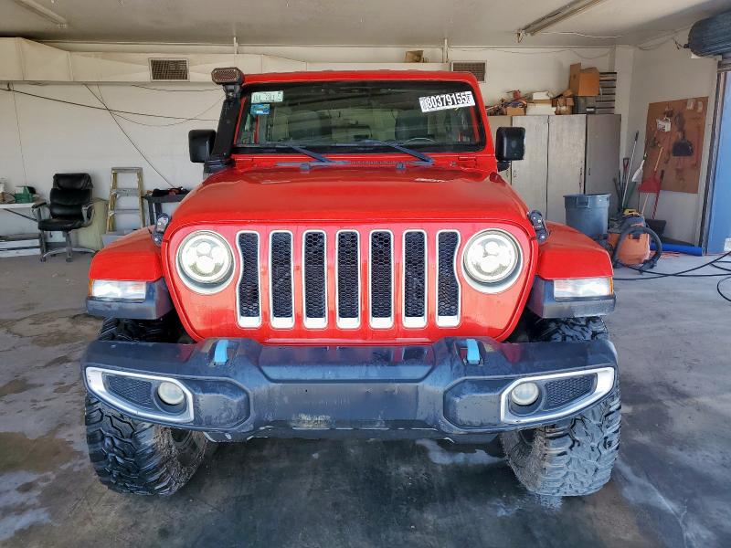 1C4HJXEN3LW213183 - 2020 JEEP WRANGLER UNLIMITED SAHARA RED photo 5