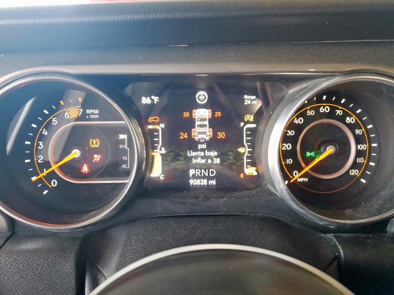 1C4HJXEN3LW213183 - 2020 JEEP WRANGLER UNLIMITED SAHARA RED photo 9