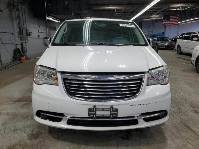 2C4RC1CG6ER164279 - 2014 CHRYSLER TOWN & COU TOURING L WHITE photo 5