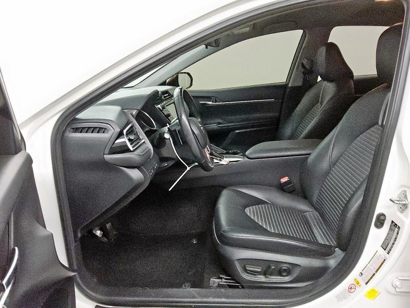 JTNB11HK4J3002850 - 2018 TOYOTA CAMRY L 白色 照片 7