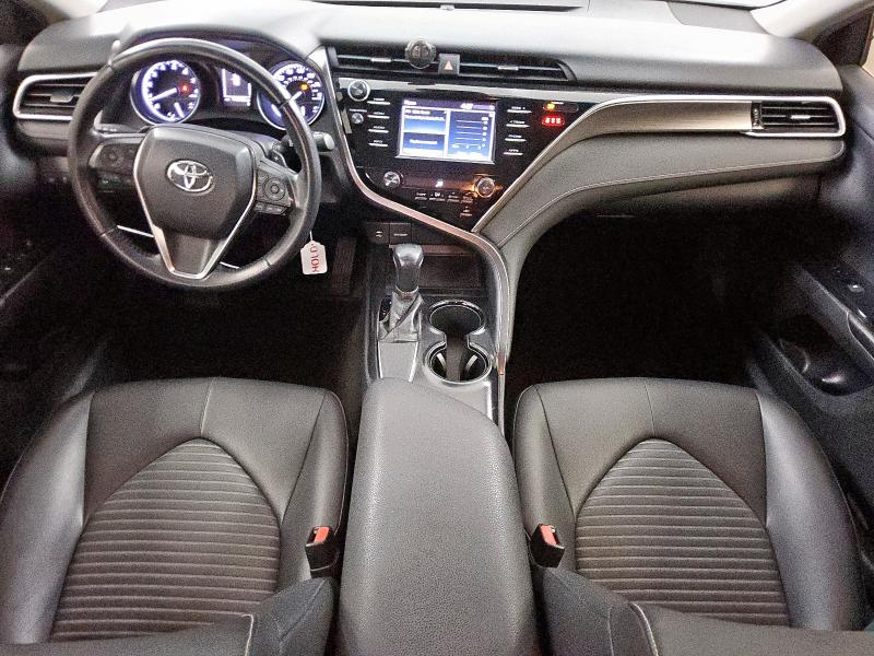 JTNB11HK4J3002850 - 2018 TOYOTA CAMRY L 白色 照片 8