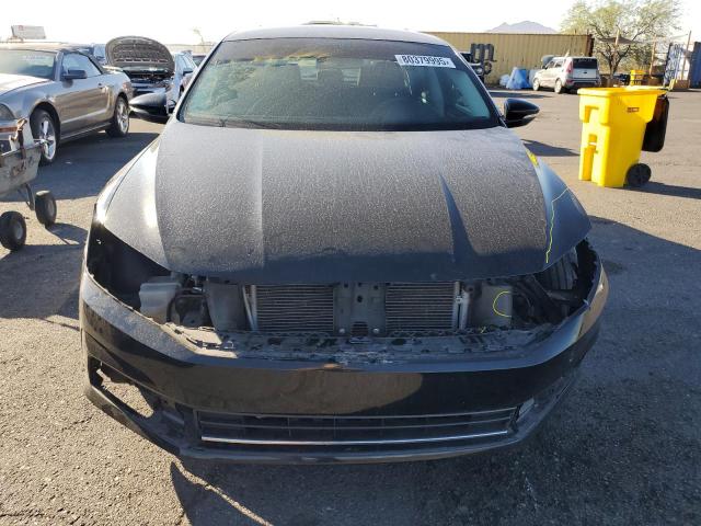 1VWAT7A36GC059640 - 2016 VOLKSWAGEN PASSAT S BLACK photo 5