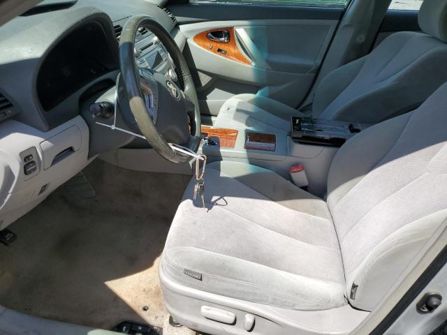 4T1BF3EK3AU063683 - 2010 TOYOTA CAMRY BASE SILVER photo 7