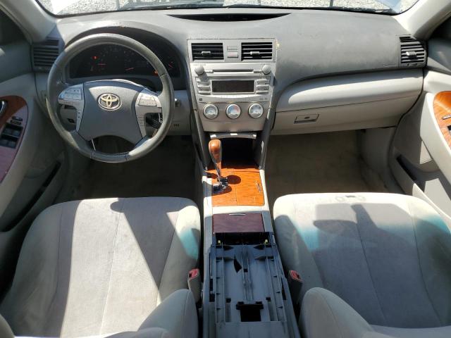 4T1BF3EK3AU063683 - 2010 TOYOTA CAMRY BASE SILVER photo 8