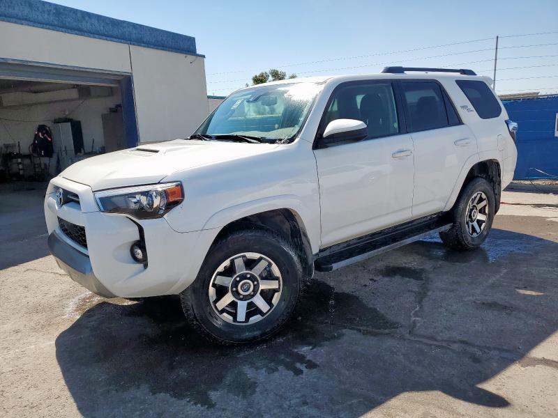 2022 TOYOTA 4RUNNER SR5/SR5 PREMIUM, 