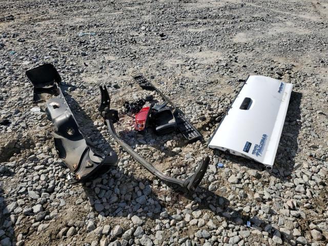 5TFJX4GN1FX043951 - 2015 TOYOTA TACOMA DOUBLE CAB PRERUNNER WHITE photo 12