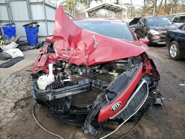 KNAFK4A67G5588701 - 2016 KIA FORTE LX RED photo 5