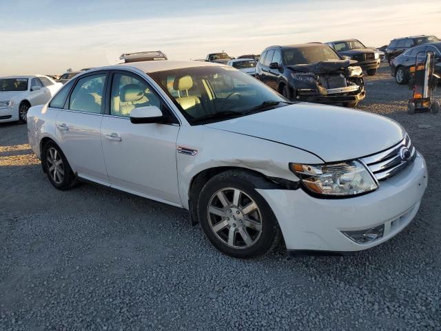 1FAHP24W18G149938 - 2008 FORD TAURUS SEL WHITE photo 4