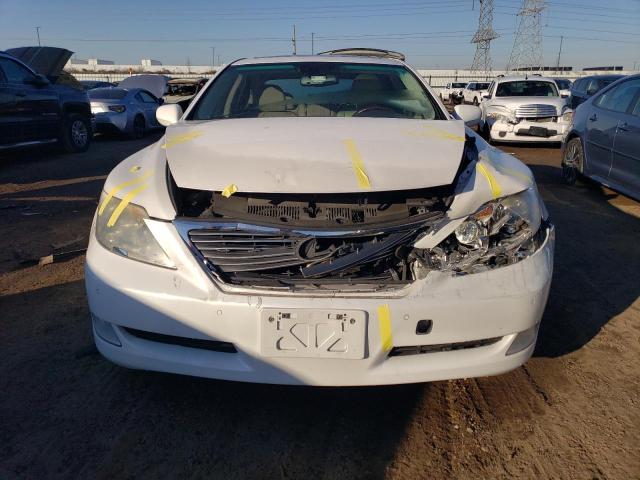 JTHDL46FX95000789 - 2009 LEXUS LS 460L WHITE photo 5