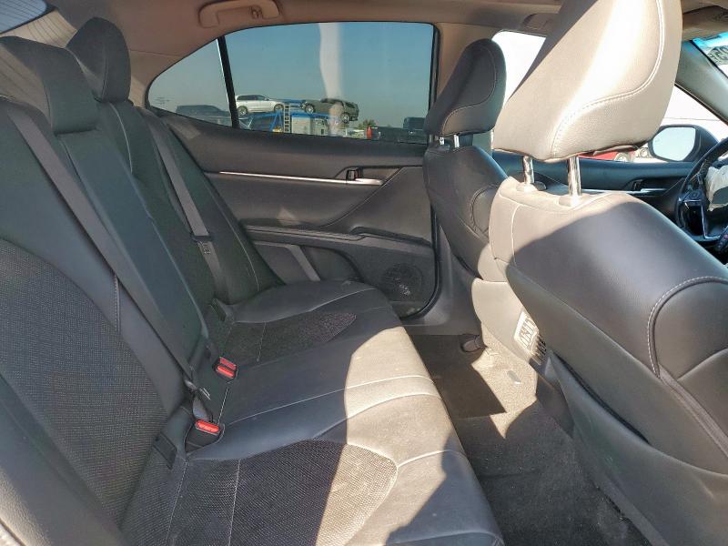 4T1BZ1HKXKU029636 - 2019 TOYOTA CAMRY XSE ვერცხლისფერი ფოტო 10