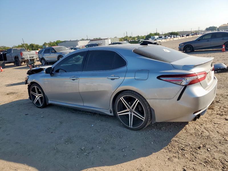 4T1BZ1HKXKU029636 - 2019 TOYOTA CAMRY XSE ვერცხლისფერი ფოტო 2