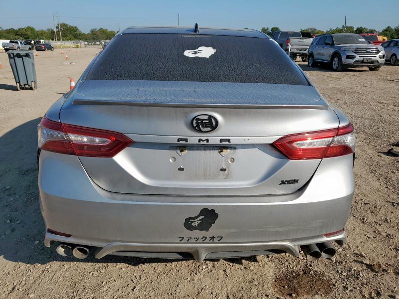 4T1BZ1HKXKU029636 - 2019 TOYOTA CAMRY XSE ვერცხლისფერი ფოტო 6