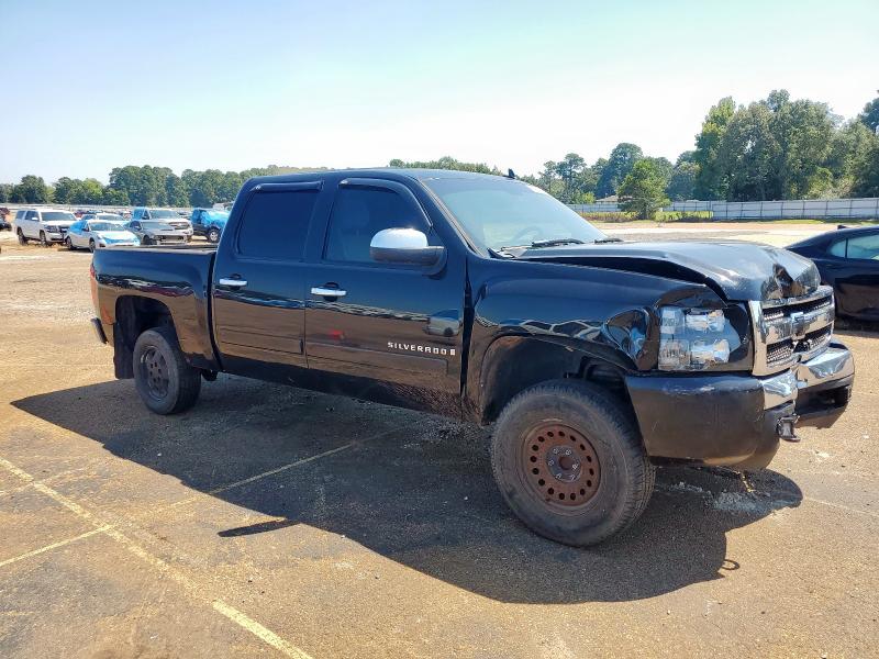 3GCEC13J18G253326 - 2008 CHEVROLET SILVERADO C1500 BLACK photo 4