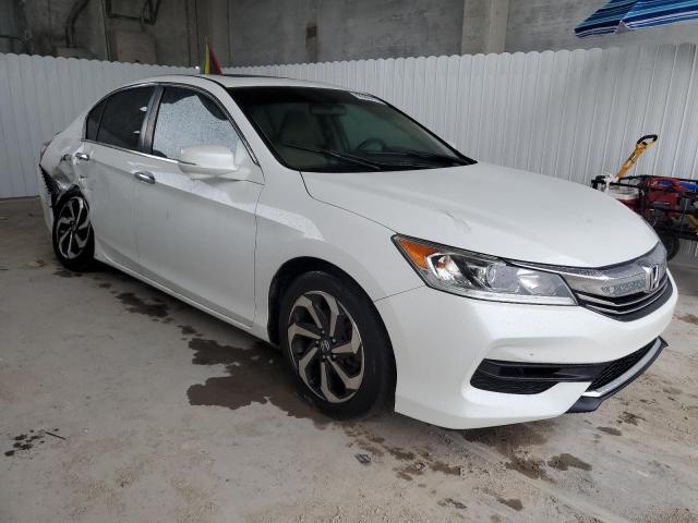 1HGCR2F71GA147792 - 2016 HONDA ACCORD EX WHITE photo 4