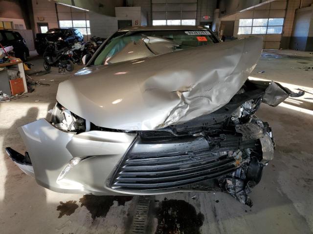 4T1BF1FK9HU743293 - 2017 TOYOTA CAMRY LE GOLD photo 5