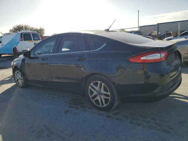 3FA6P0H75GR394702 - 2016 FORD FUSION SE BLACK photo 2