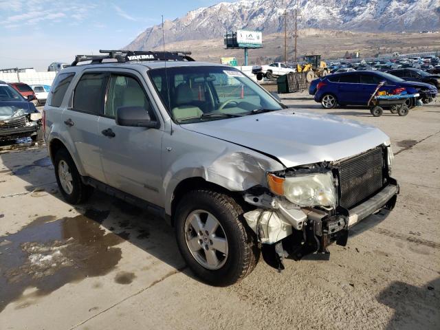 1FMCU93158KB68416 - 2008 FORD ESCAPE XLT SILVER photo 4