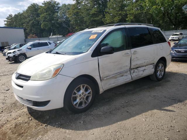 2004 TOYOTA SIENNA XLE, 