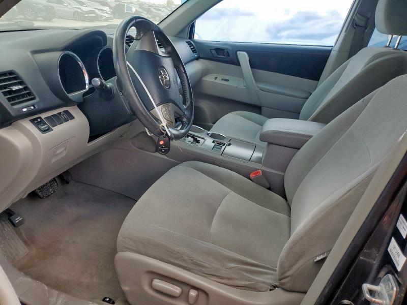 5TDZK3EH2AS015504 - 2010 TOYOTA HIGHLANDER GRAY photo 7