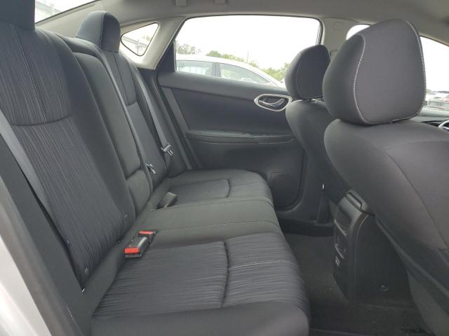 3N1AB7AP4JY346338 - 2018 NISSAN SENTRA S Gümüş fotoğraf 10