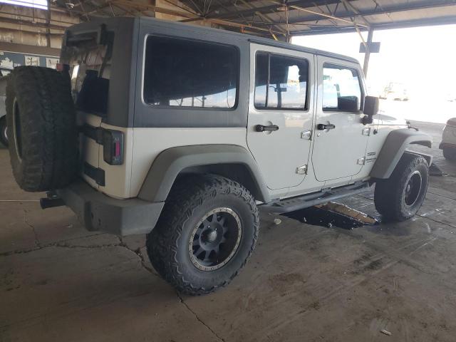 1C4BJWDG7CL181035 - 2012 JEEP WRANGLER U SPORT WHITE photo 3