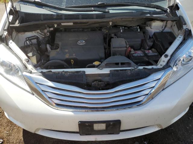 5TDYK3DC2DS301827 - 2013 TOYOTA SIENNA XLE WHITE photo 11