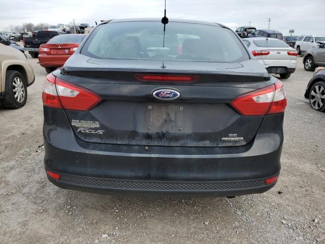 1FAHP3F27CL384831 - 2012 FORD FOCUS SE BLACK photo 6