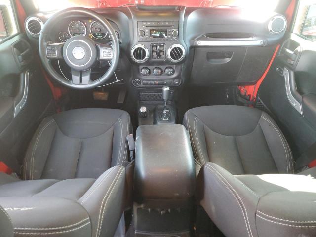 1C4BJWEGXJL935802 - 2018 JEEP WRANGLER U SAHARA RED photo 8