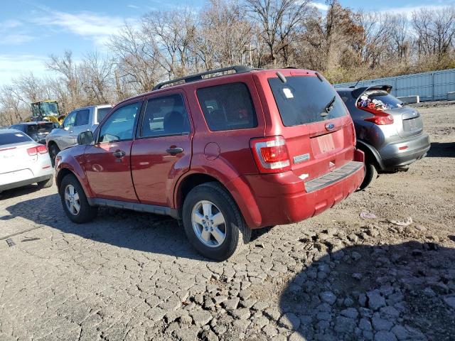 1FMCU0D74CKB30991 - 2012 FORD ESCAPE XLT RED photo 2