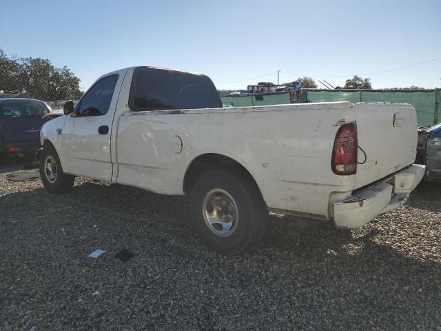 2FTRF17W03CA10739 - 2003 FORD F150 WHITE photo 2