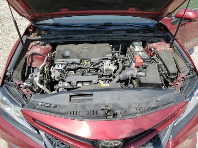 4T1B11HK4JU543326 - 2018 TOYOTA CAMRY L BURGUNDY photo 11
