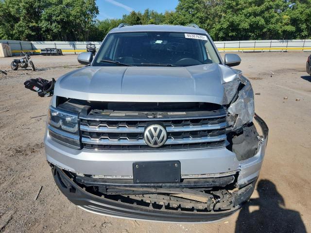 1V2WR2CA3KC611401 - 2019 VOLKSWAGEN ATLAS SE Серебристый фото 5