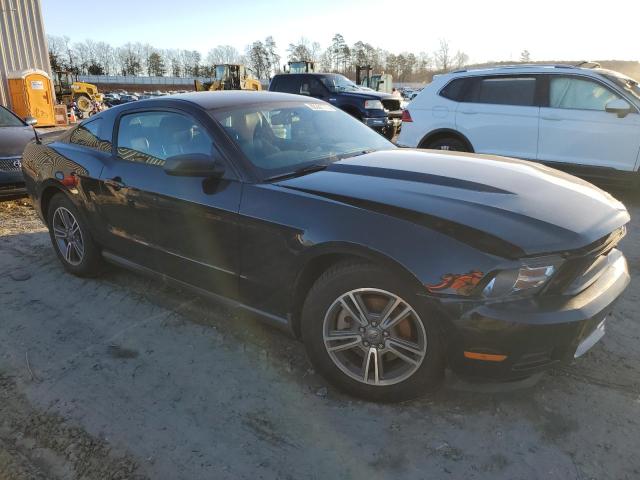 1ZVBP8AM7C5251901 - 2012 FORD MUSTANG BLACK photo 4