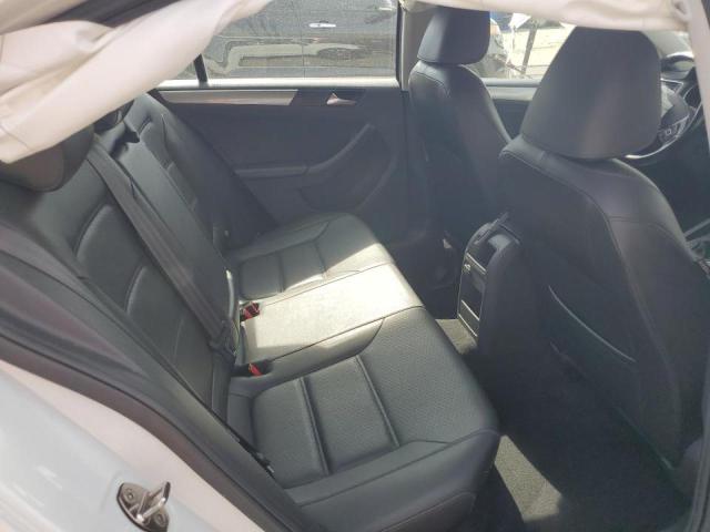 3VWDB7AJ4HM284508 - 2017 VOLKSWAGEN JETTA SE WHITE photo 10