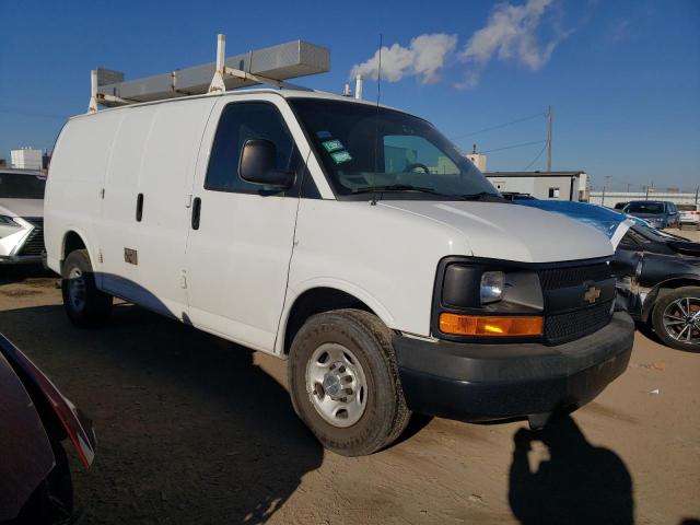 1GCWGFCF4F1217255 - 2015 CHEVROLET EXPRESS G2 WHITE photo 4