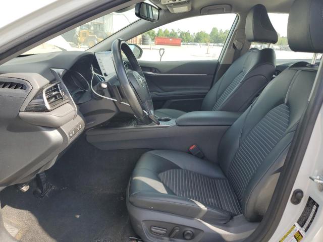 4T1T11AK2RU213341 - 2024 TOYOTA CAMRY SE NIGHT SHADE WHITE photo 7