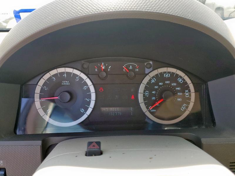 1FMCU0D73BKB90758 - 2011 FORD ESCAPE XLT 银色 照片 9