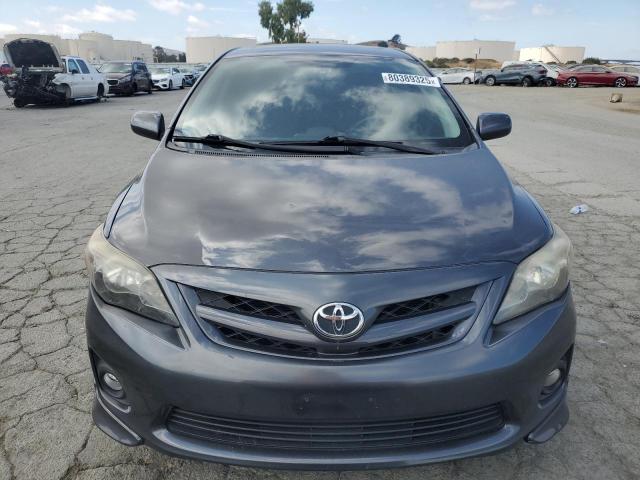 2T1BU4EE8DC021182 - 2013 TOYOTA COROLLA BASE Մոխրագույն լուսանկար 5