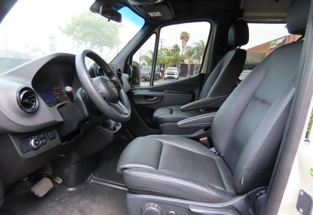 W1W4EBVYXKT017682 - 2019 MERCEDES-BENZ SPRINTER 2500 Braun Foto 9