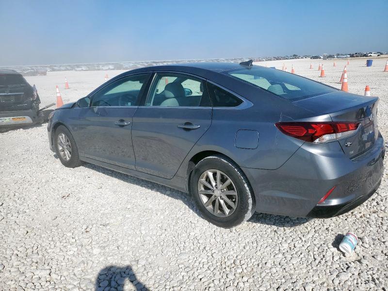 5NPE24AF3JH710038 - 2018 HYUNDAI SONATA SE Silber Foto 2