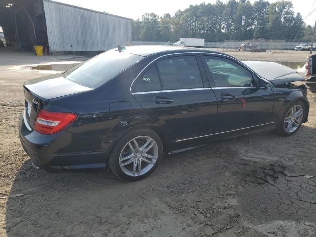 WDDGF8BB9CA674663 - 2012 MERCEDES-BENZ C 300 4MATIC BLACK photo 3