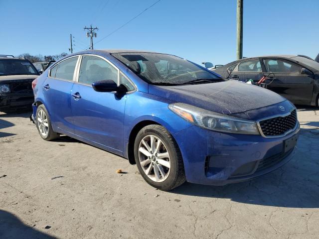 3KPFL4A71HE047738 - 2017 KIA FORTE LX BLUE photo 4