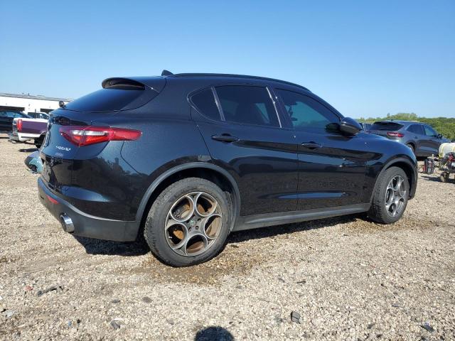 ZASFAKPN8J7B61085 - 2018 ALFA ROMEO STELVIO SPORT Чорний фото 3
