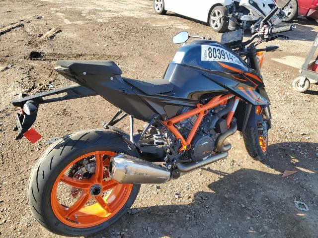 VBKV39406NM955749 - 2022 KTM 1290 SUPER DUKE R BLACK photo 4