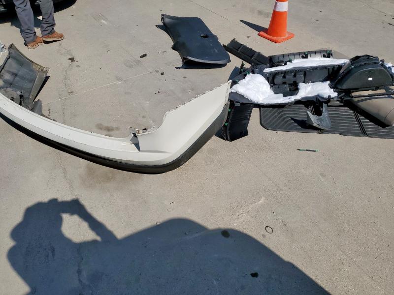 5FNYF5H52JB012118 - 2018 HONDA PILOT EXL თეთრი ფოტო 12