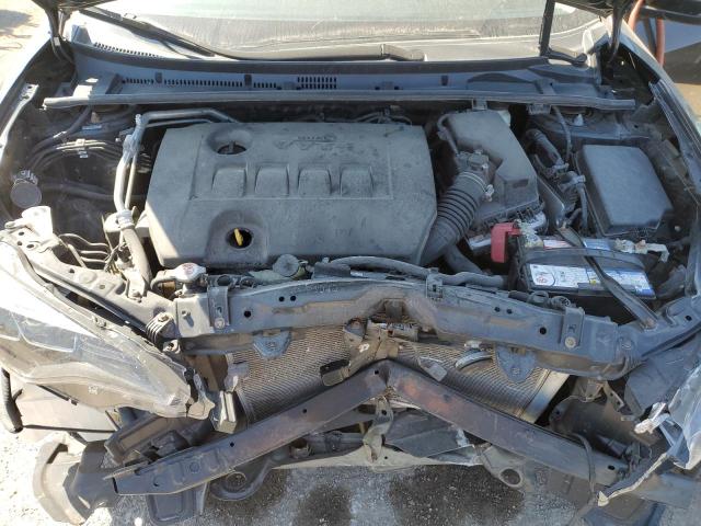 2T1BURHE4JC112857 - 2018 TOYOTA COROLLA L BLACK photo 11