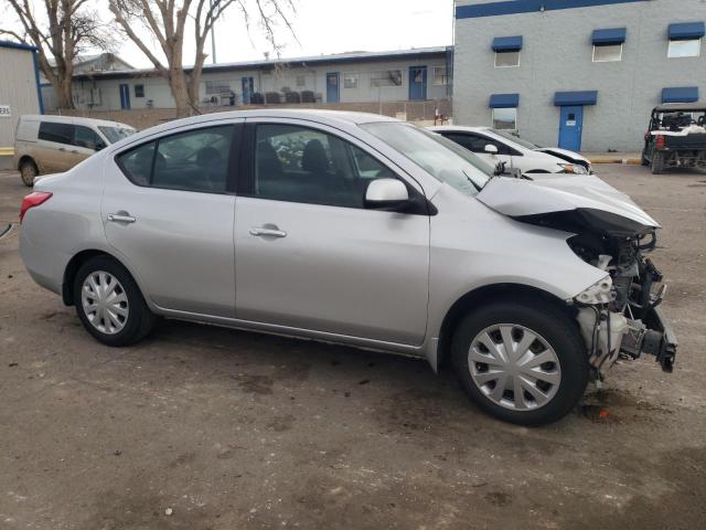 3N1CN7AP9CL889779 - 2012 NISSAN VERSA S SILVER photo 4