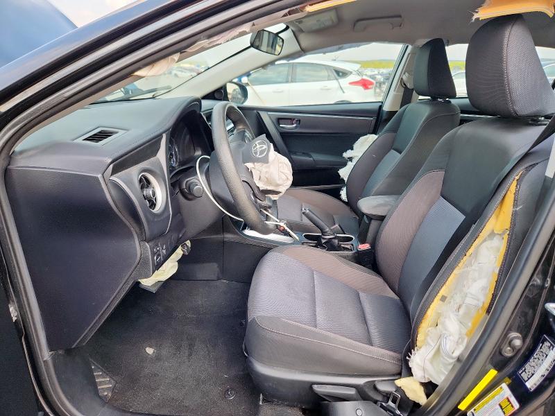 5YFBURHE3JP770671 - 2018 TOYOTA COROLLA L BLACK photo 7