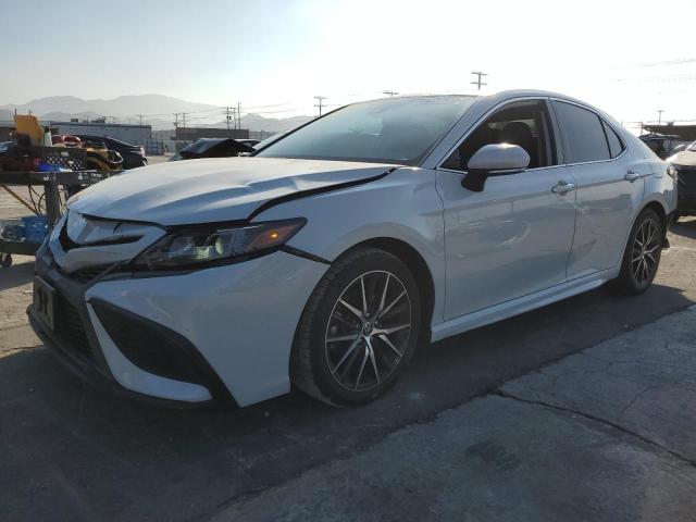 2022 TOYOTA CAMRY SE, 